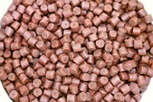 Coppens Pelety s dírou Red Halibut 20mm 20kg