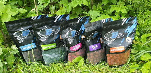 Top Carp Trvanlivé Boilies Oliheň/Chobotnice 20mm 1kg